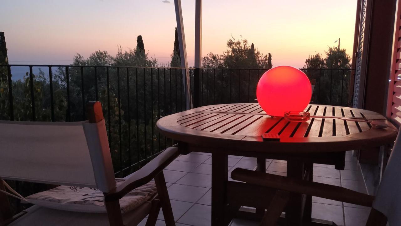 Ioannis House Sea View Villa Lourdata  Exterior foto
