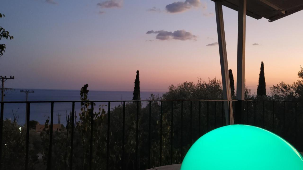 Ioannis House Sea View Villa Lourdata  Exterior foto